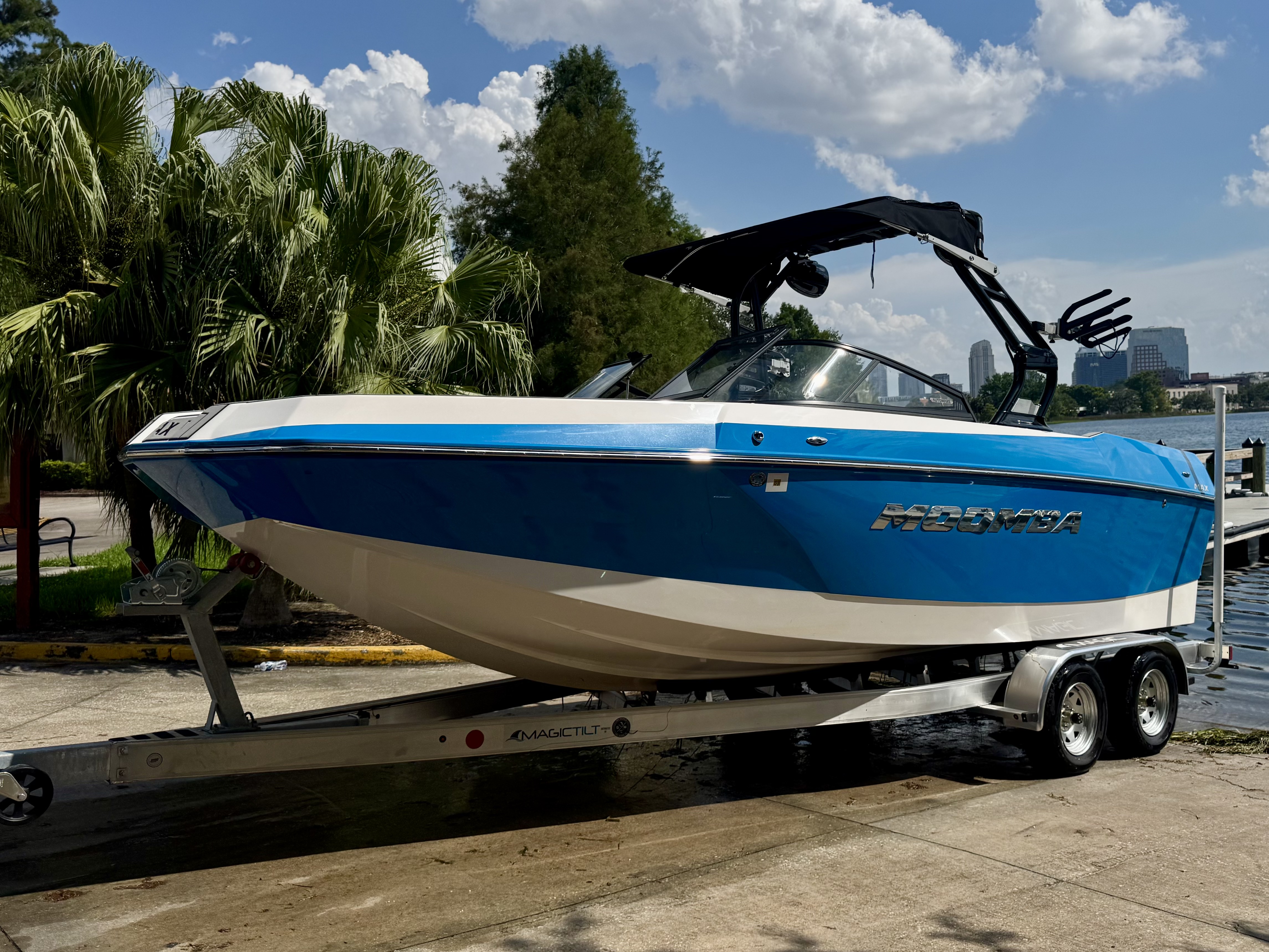 boat.Title